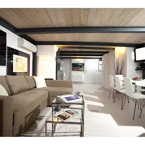 https://rome-luxury-rental-vicolo-palle.it-romehotels.com