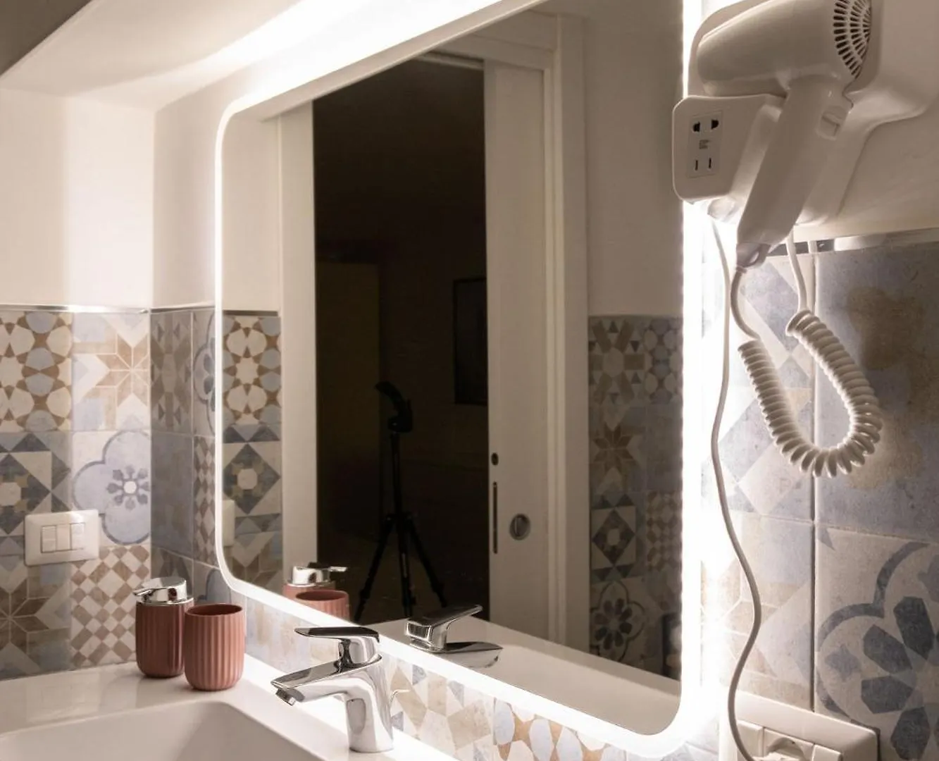 Urban Home Bari Apartment